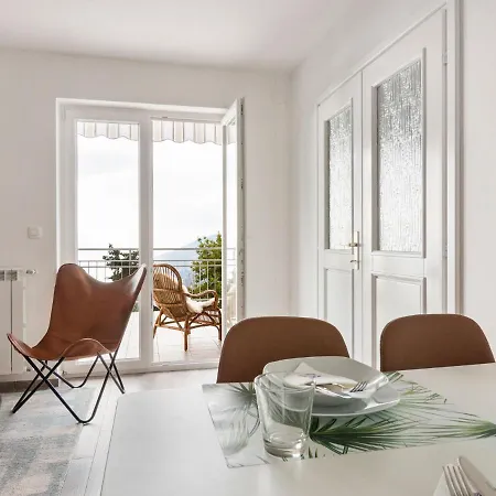 Apartament Lovely In Veprinac With Private Terrace
